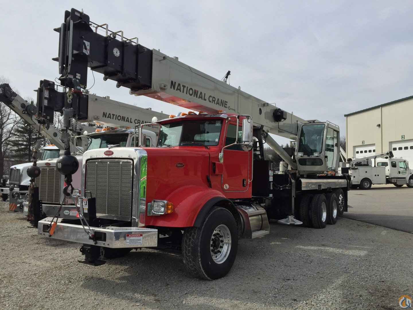 2016 National NBT45-127 on Peterbilt 367