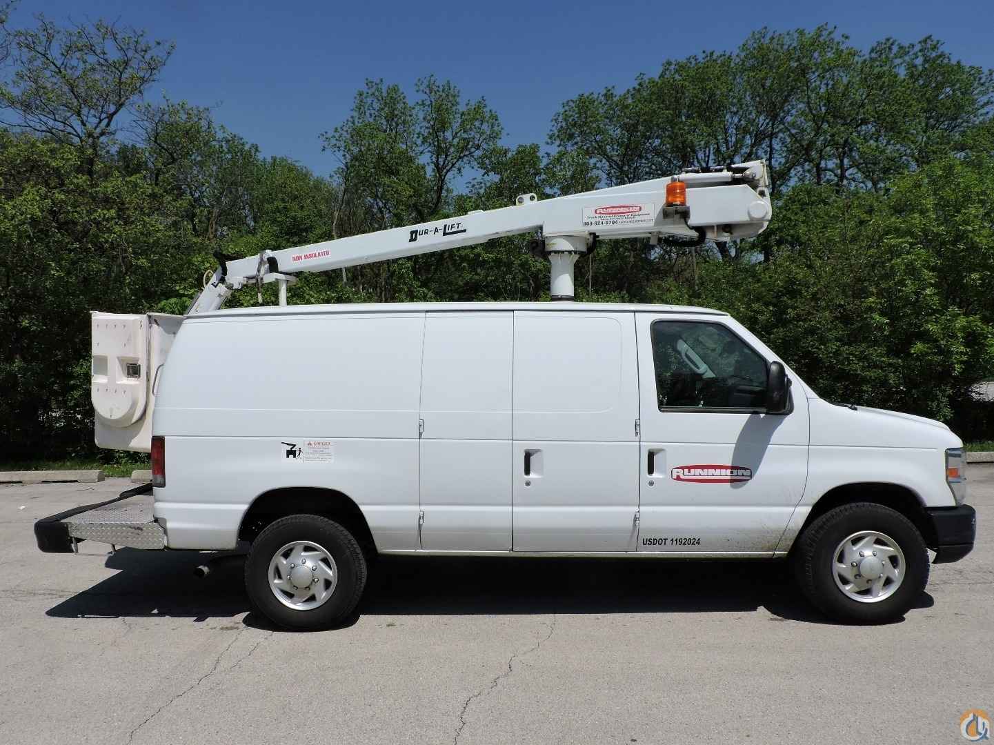 Dur-A-LIFT DVS-29TS bucket van