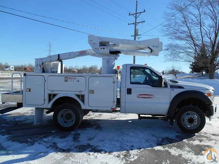 Versalift SST37 bucket truck on 2014 Ford F450