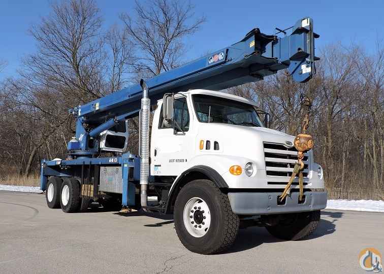 Manitex 2892S Swing Cab, 2000 Sterling LT7500