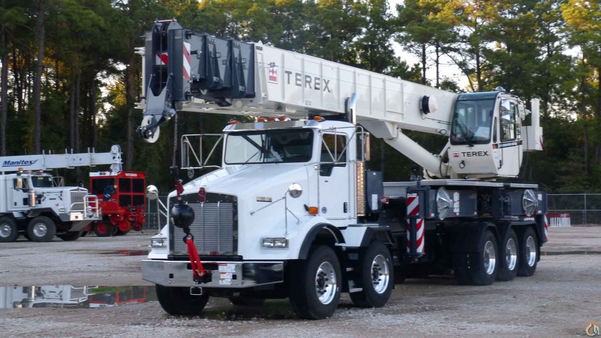 New Terex Crossover 6000 Boom Truck