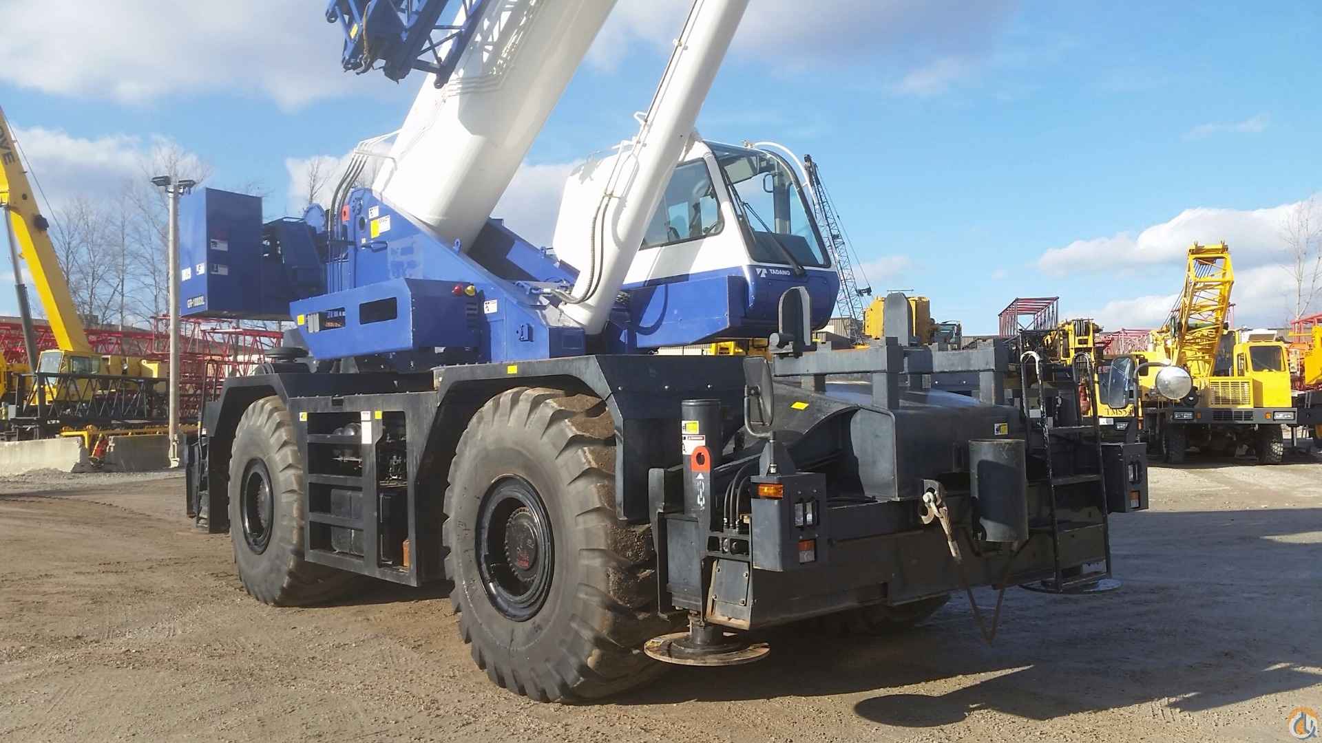 2012 Tadano GR1000XL