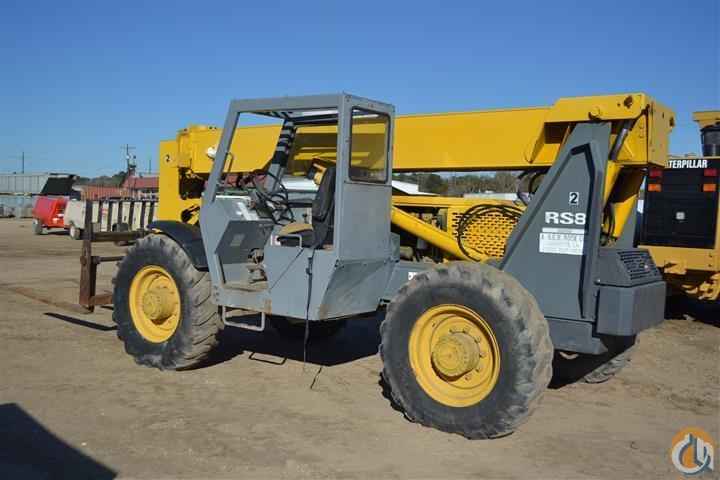 GEHL RS8-42 8000LB CAP TELEHANDLER