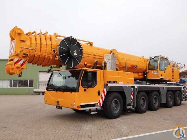 Liebherr LTM 1220-5.2