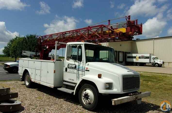 SPONCO AERIAL LADDER