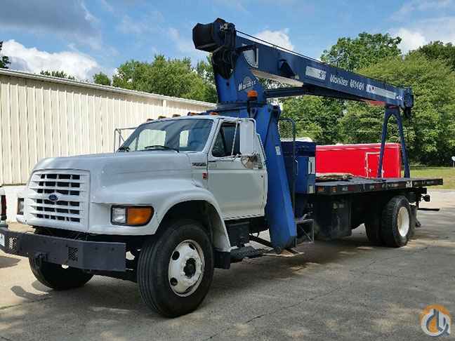 Manitex 14 ton boom truck, single axle