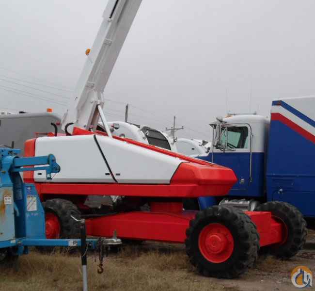 2000 Snorkel boom lift