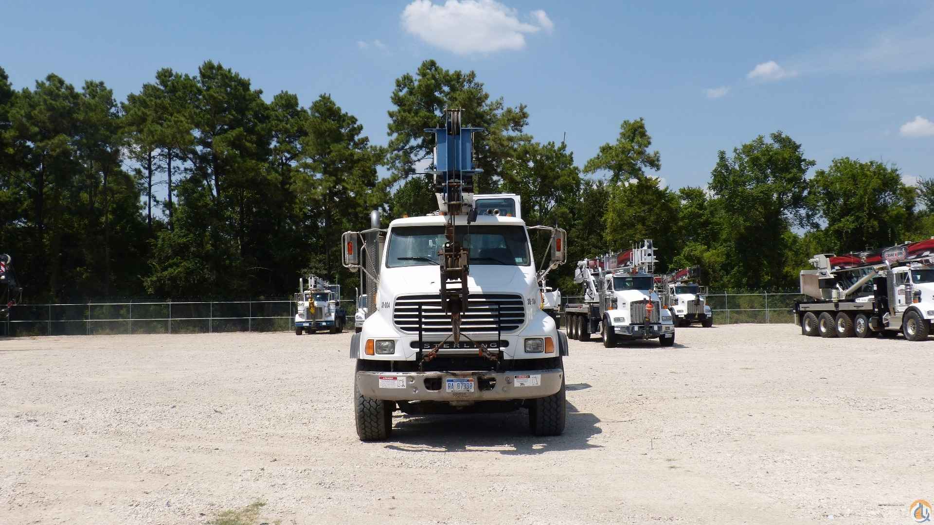 Manitex 40100S Boom Truck