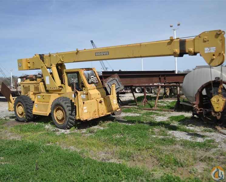 Grove RT58 Rough Terrain Crane - www.HendersonAuctions.com - April 2nd Auction