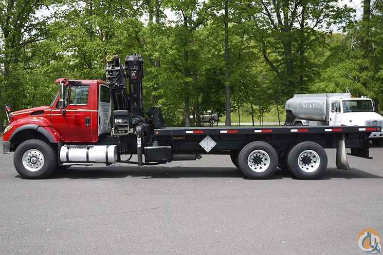 2003 HIAB 288E-7 HIPRO KNUCKLEBOOM TRUCK; 10.5 TON CRANE