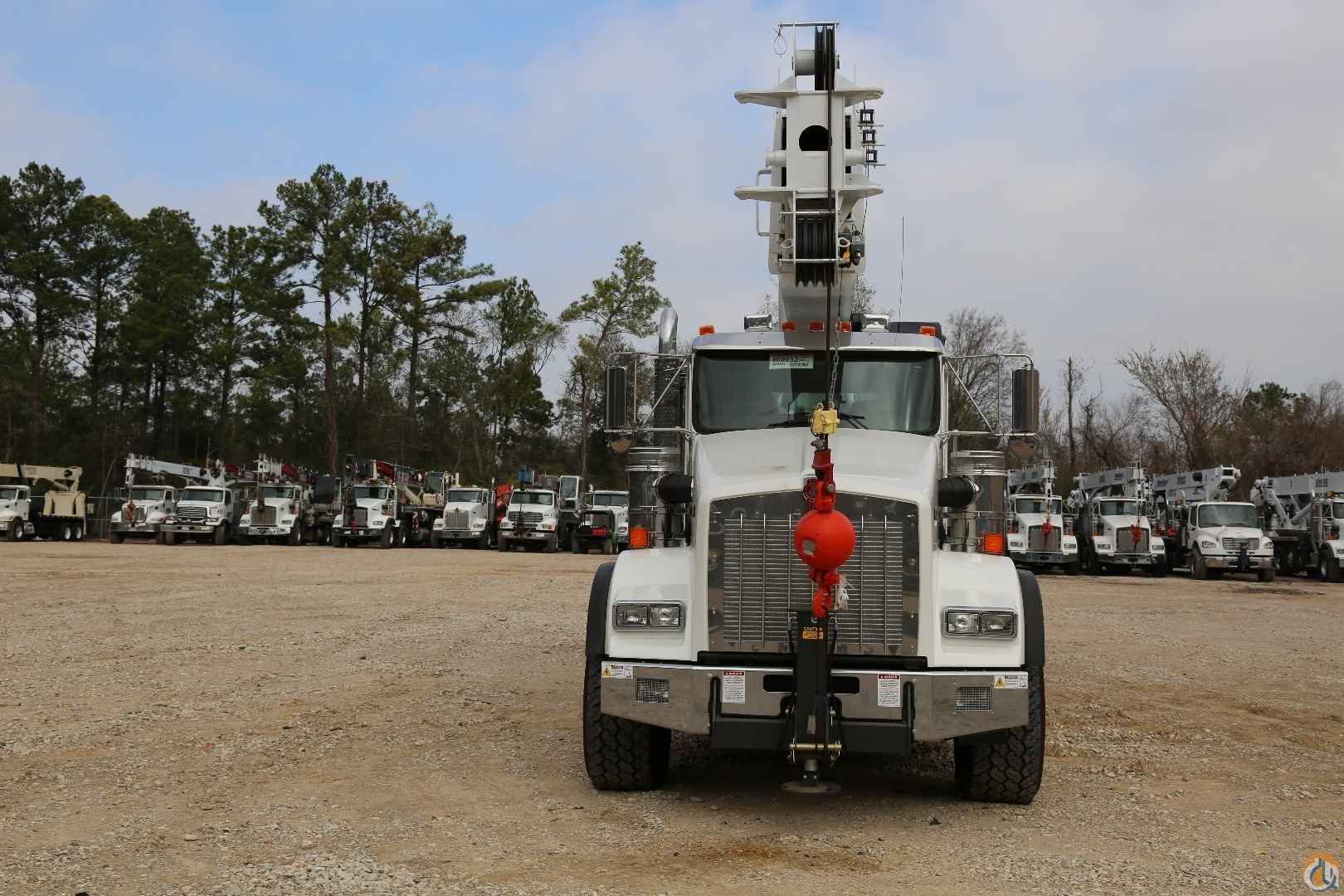 Mantiex 50110S 50-Ton Boom Truck