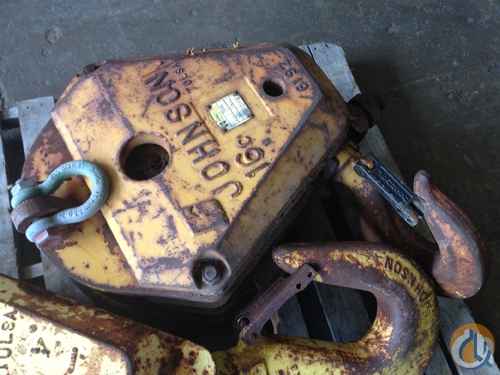 25 Ton Johnson 3-Sheave Hookblock