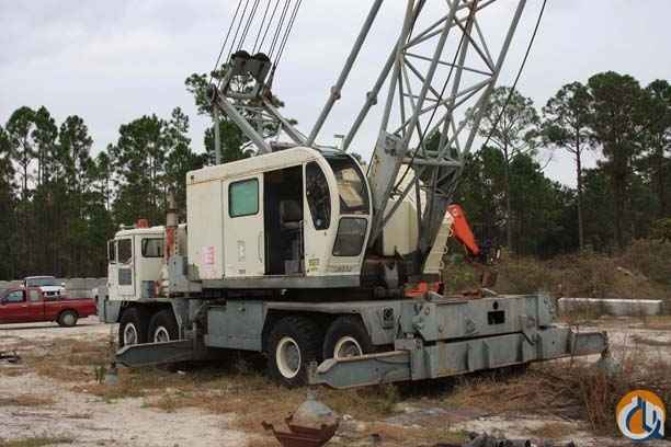 P&H 670TC 70 Ton Lattice Boom Truck Crane