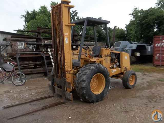 1996 Case 586E, 3 stage mast, close to Port of Houston