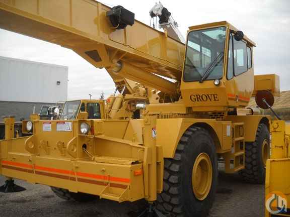 1993 Grove RT635
