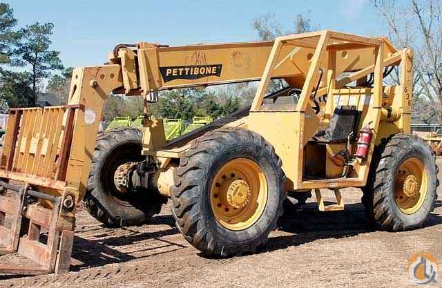 6,000 LB. PETTIBONE 636 TELESCOPIC FORKLIFT