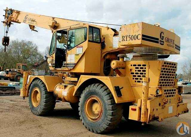 28-TON GROVE RT528C ROUGH TERRAIN CRANE