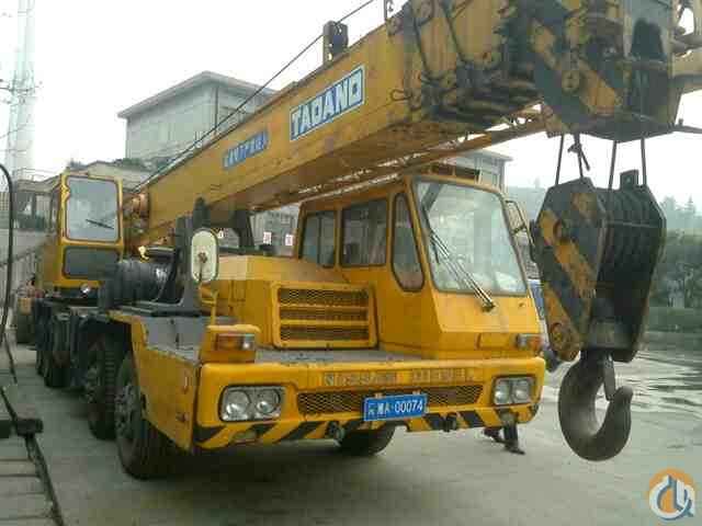 Tadano TG300E 30tons Fully Hydraulic Truck Crane
