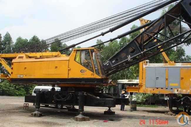 Sumitomo SC1500 crawler crane