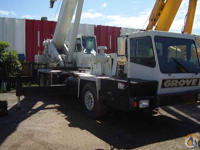 1995 Grove DTC35