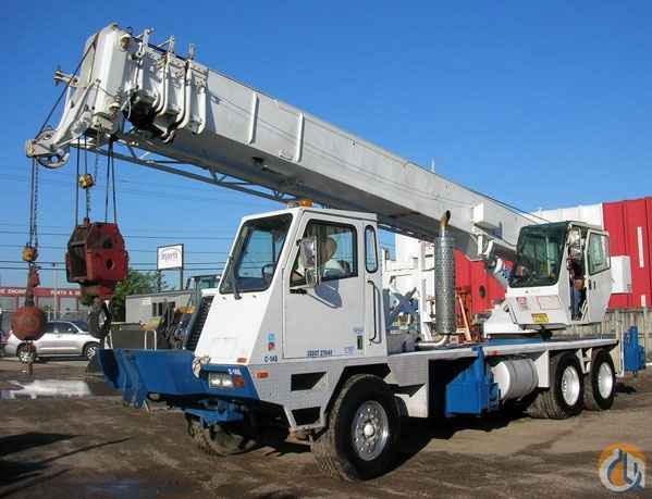 1998 Terex T 230
