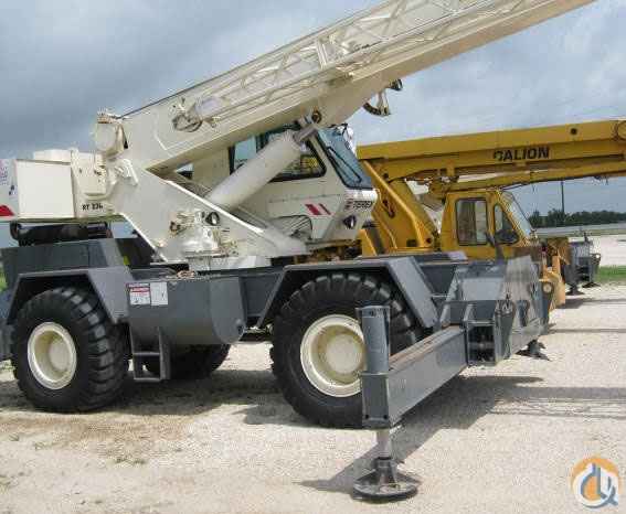 1999 Terex RT 230