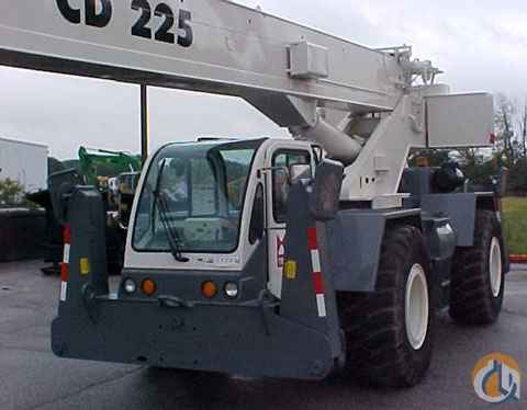 2000 Terex CD225