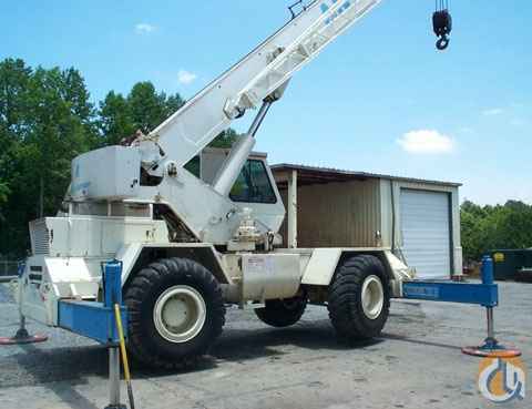 1994 Lorain LRT 230E