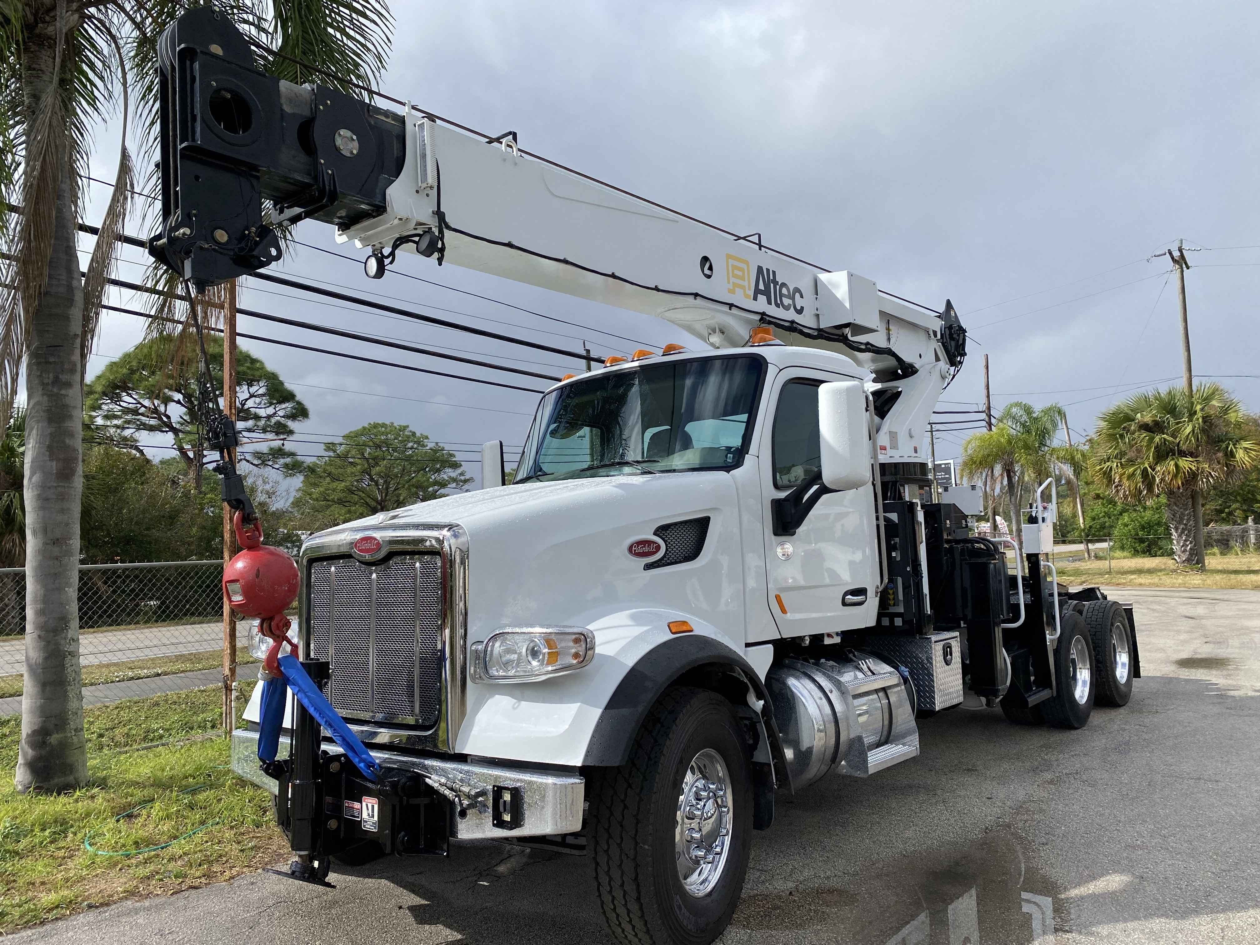 2020 Altec AC30-53T