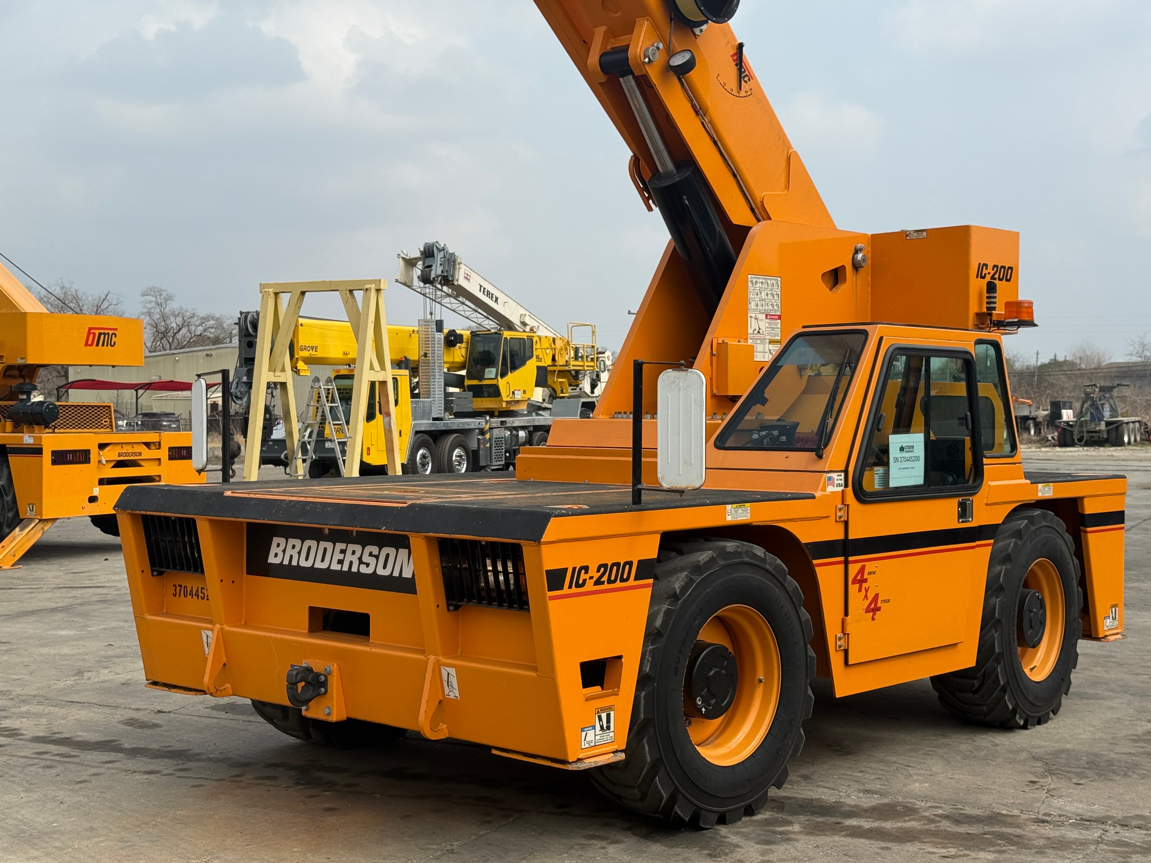 2023 Broderson IC200-3J