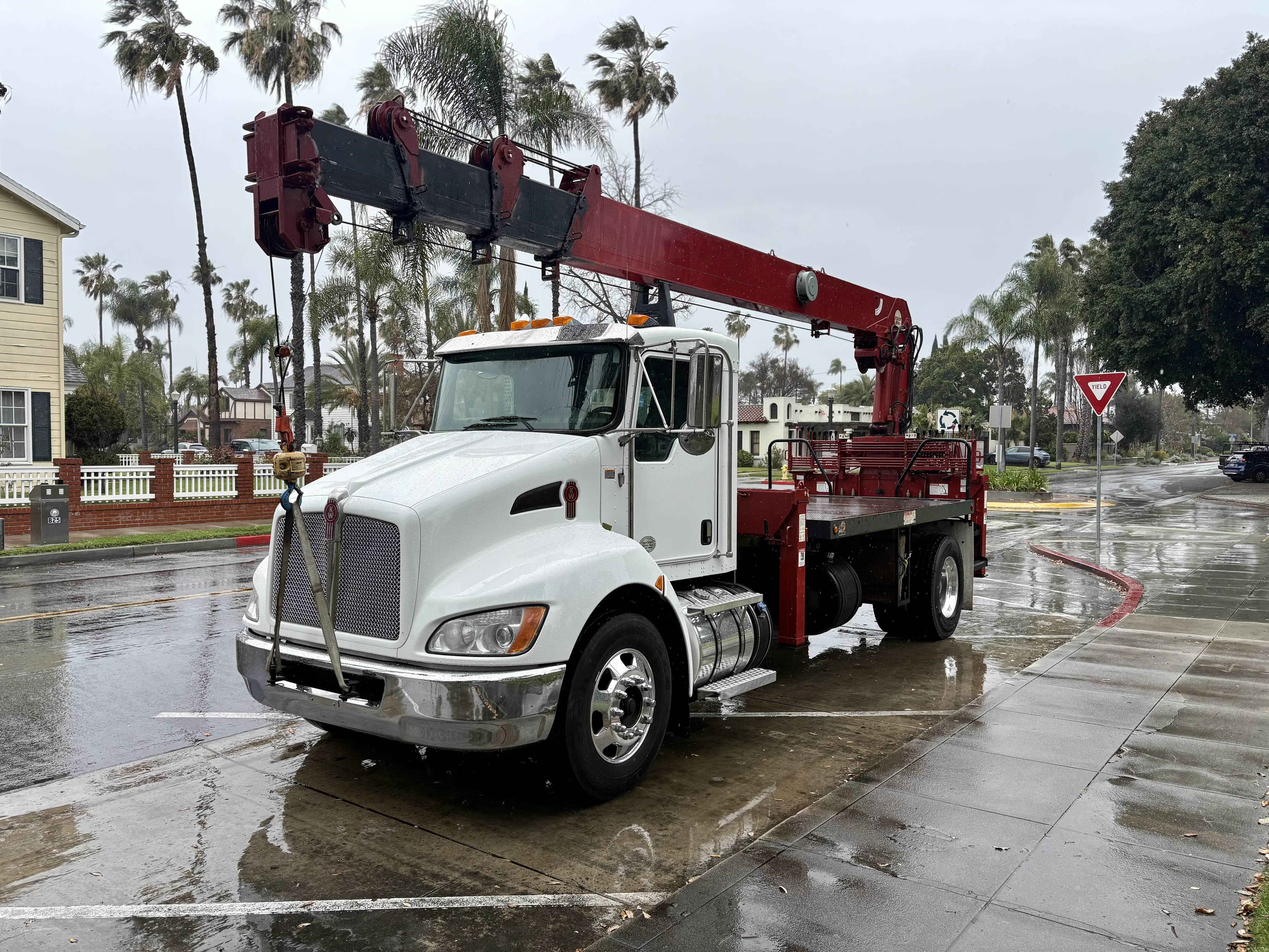 2019 Kenworth T270