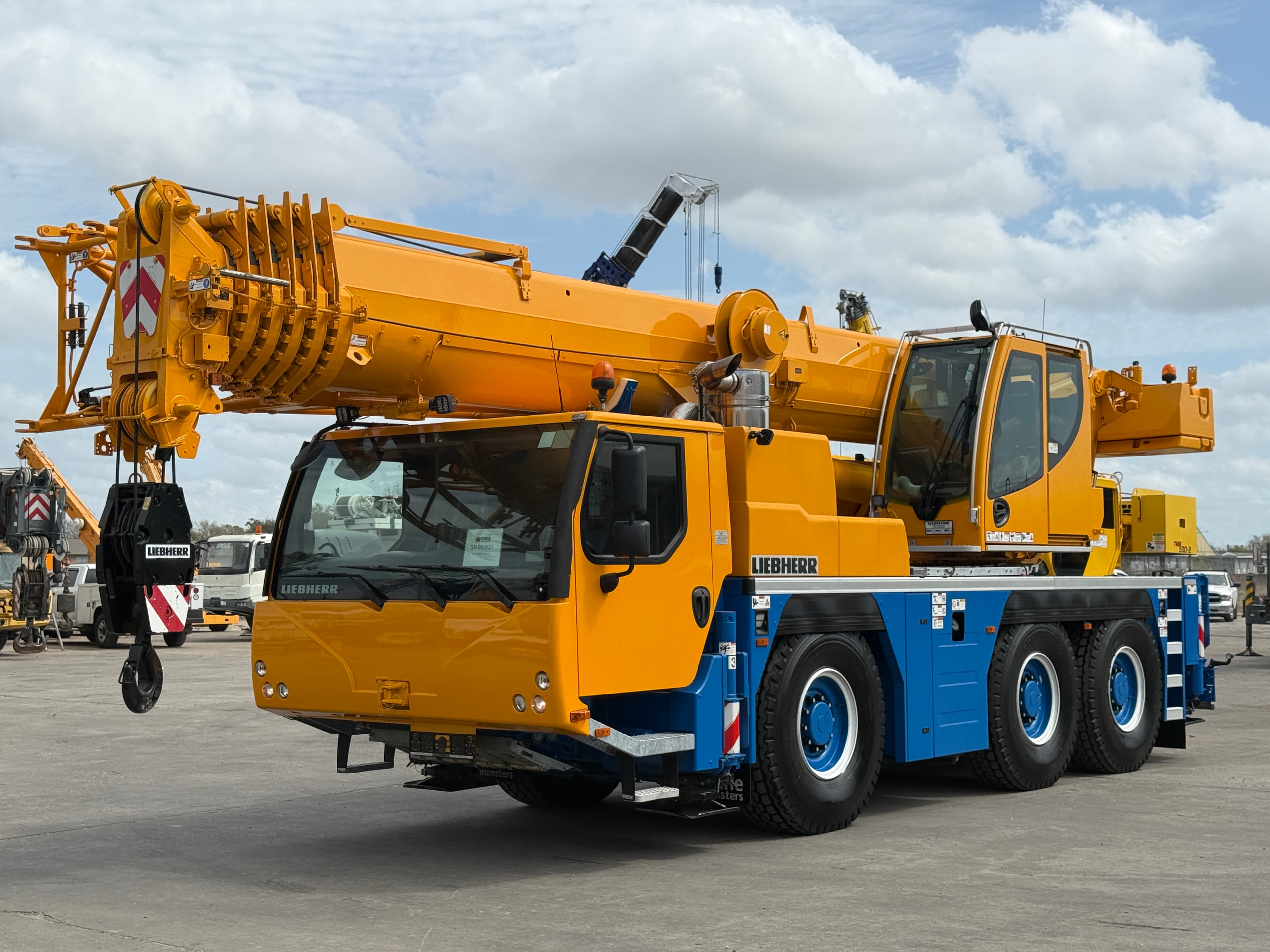 2022 Liebherr LTM 1060-3.1