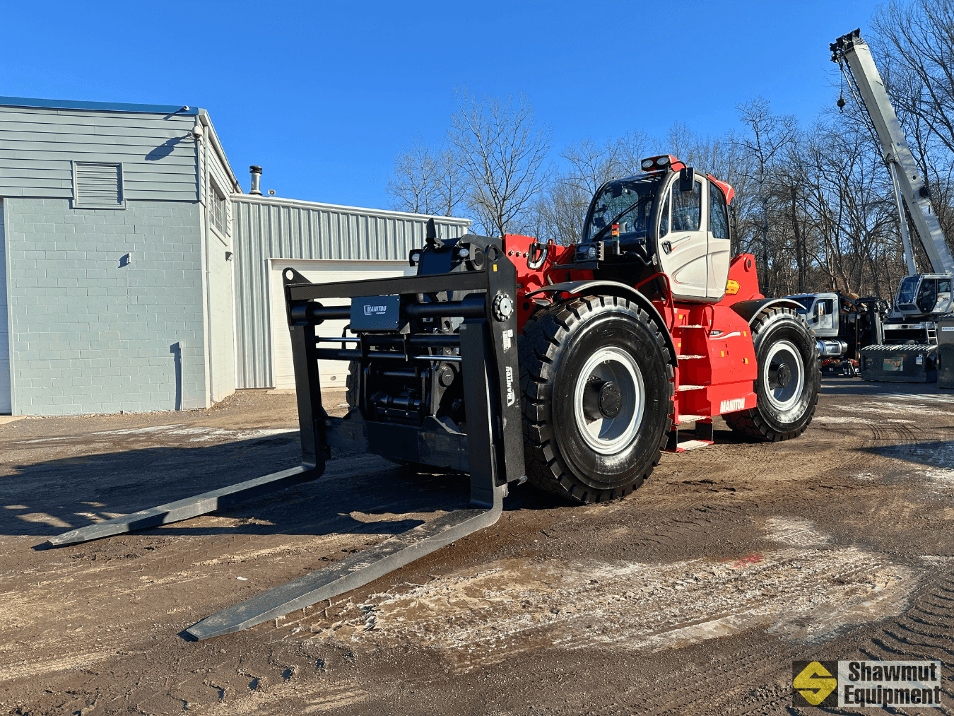 2025 Manitou MHT12330