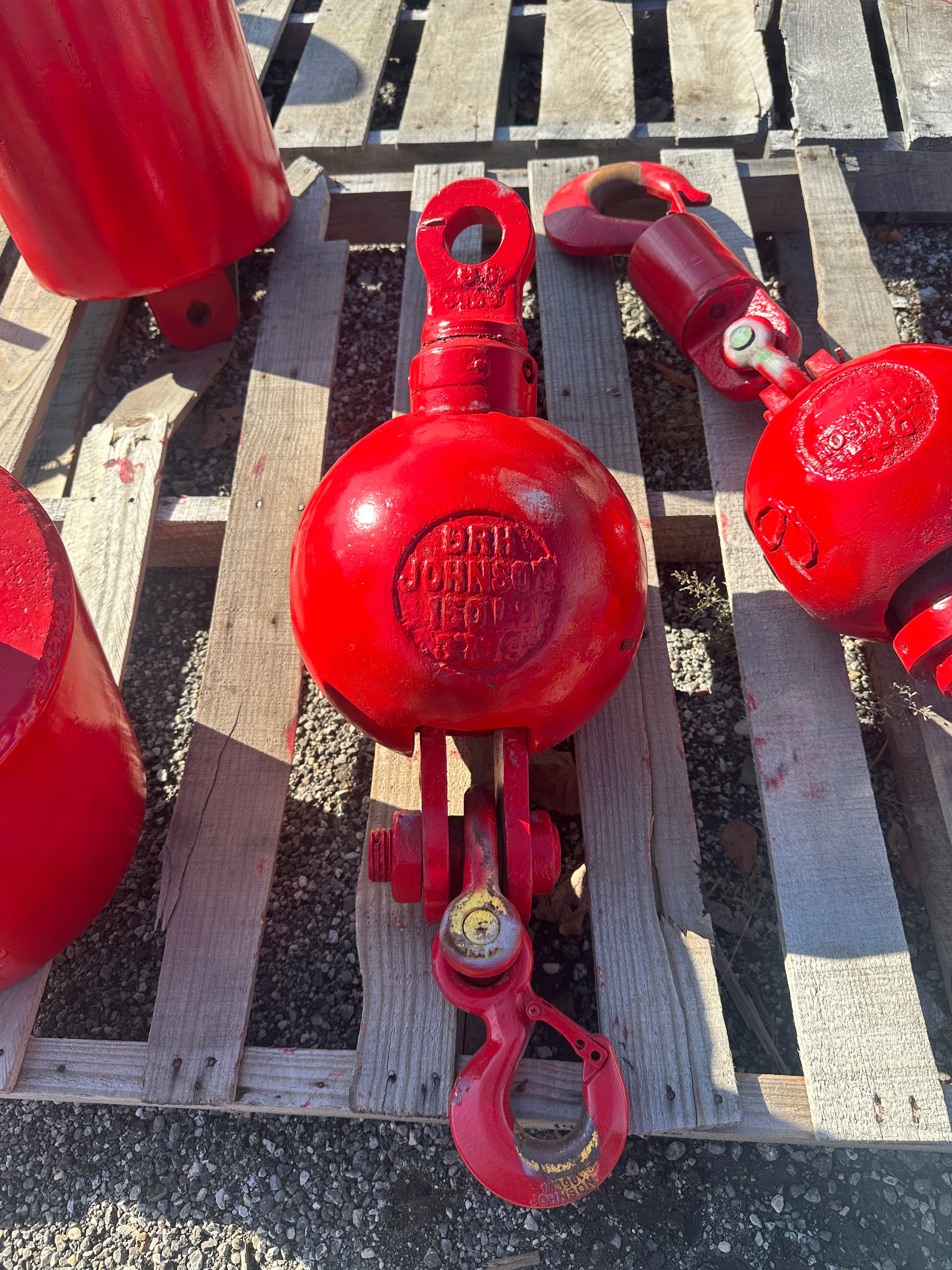 Headache Ball / Overhaul Hook Ball, Top Swivel, 150 lbs.