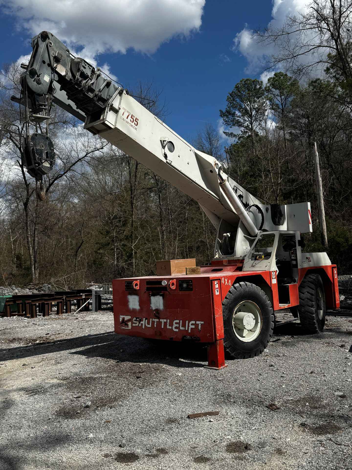 2007 Shuttlelift 7755
