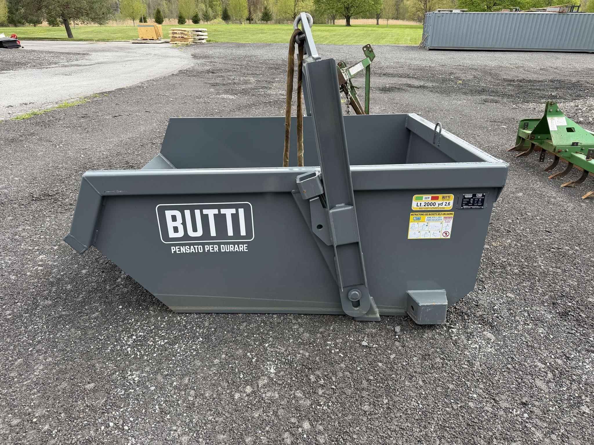 BUTTI