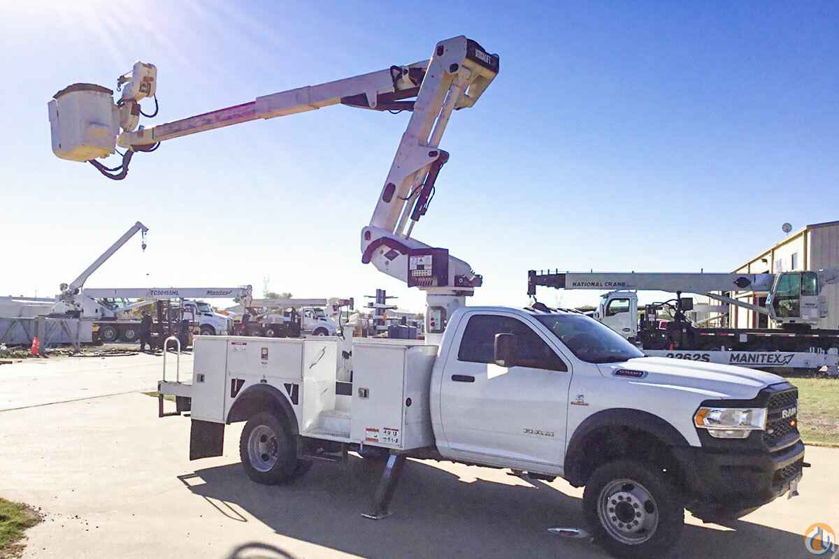 2020 Versalift VST-40-MHI