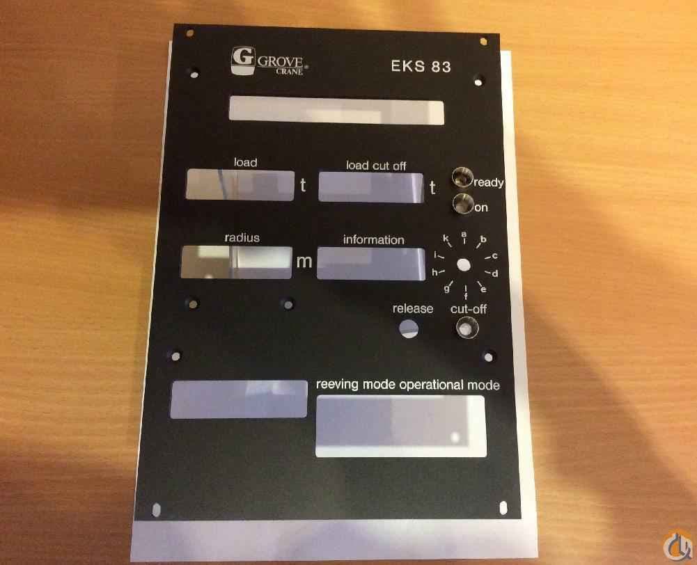 1374342 - Front EKS 83