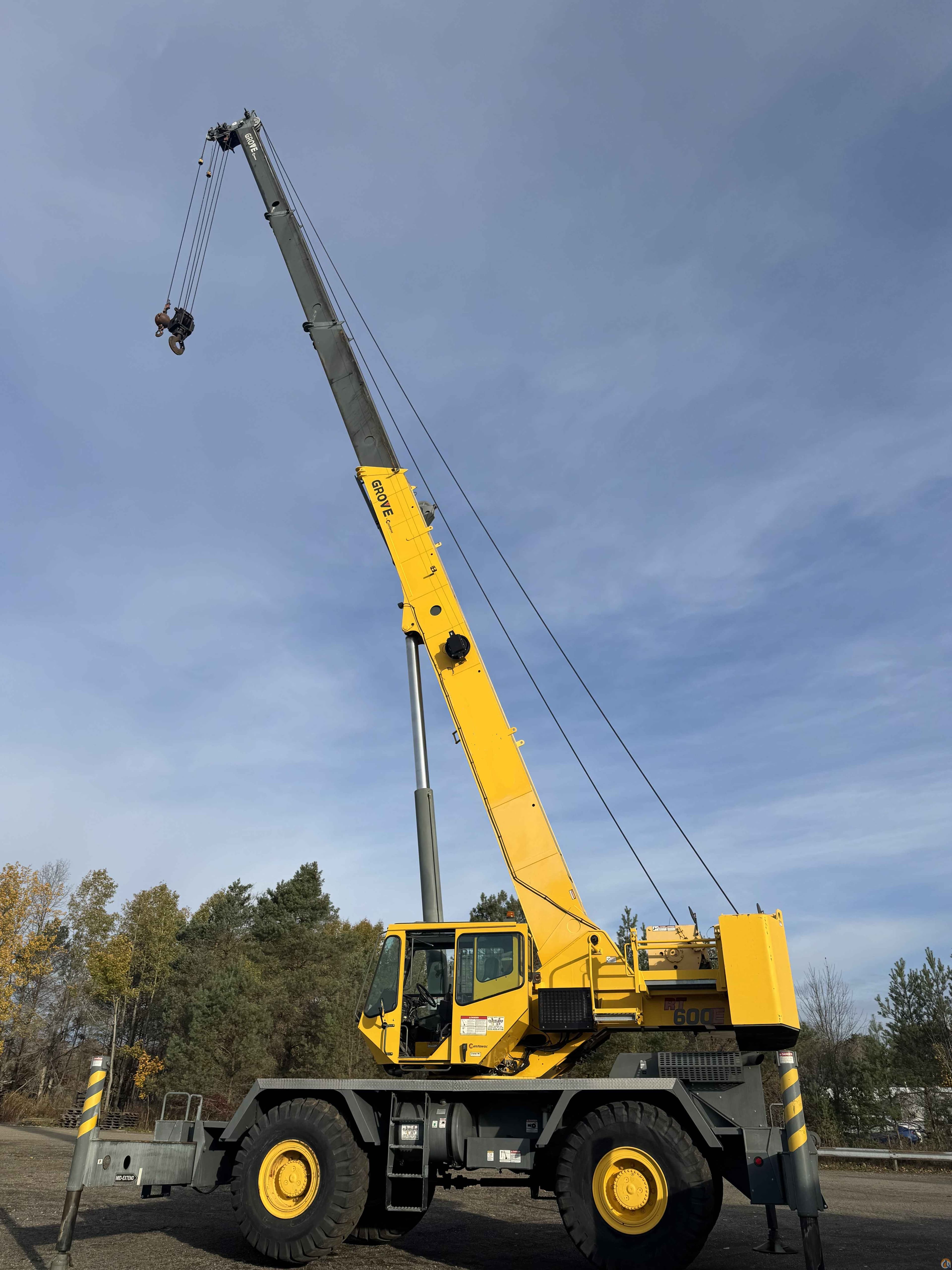 2011 Grove RT600E