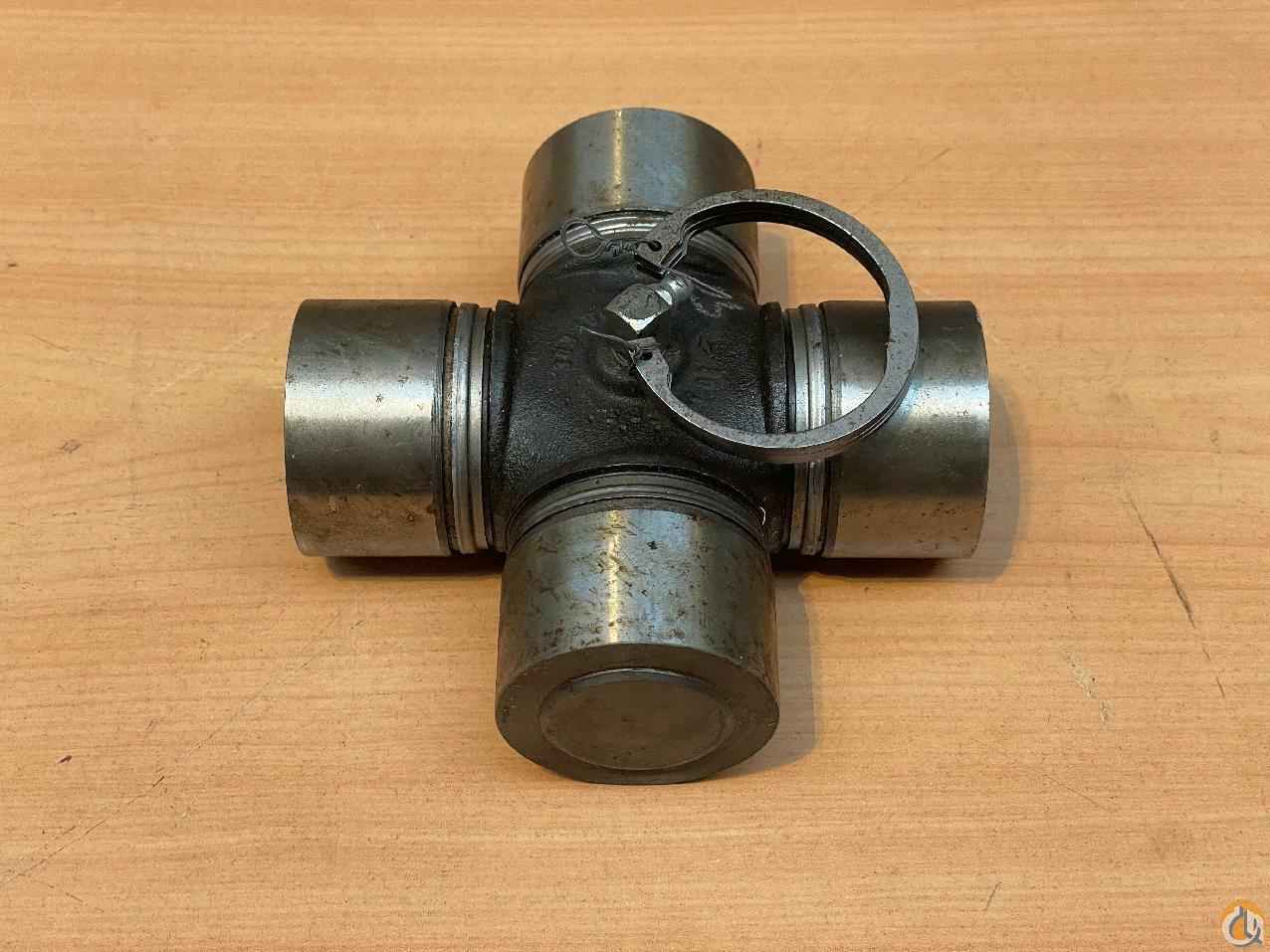 9752990088 - KIT U JOINT