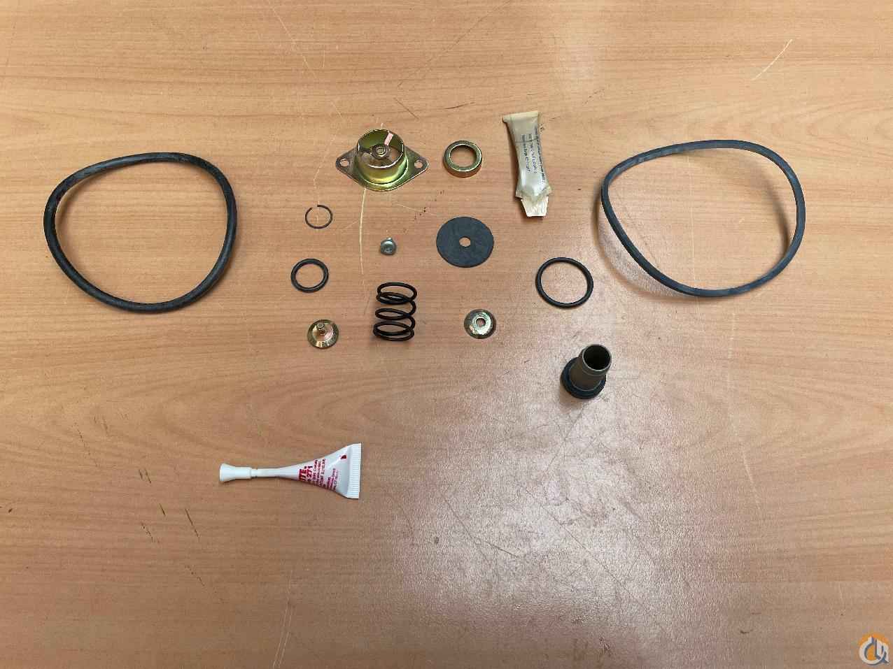 9752990123 - SERVICE KIT