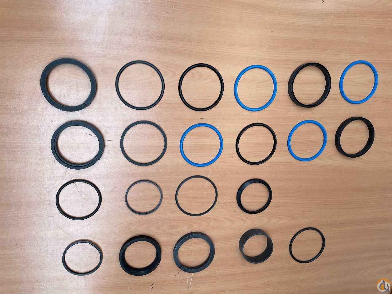 9752100767 - SEAL KIT