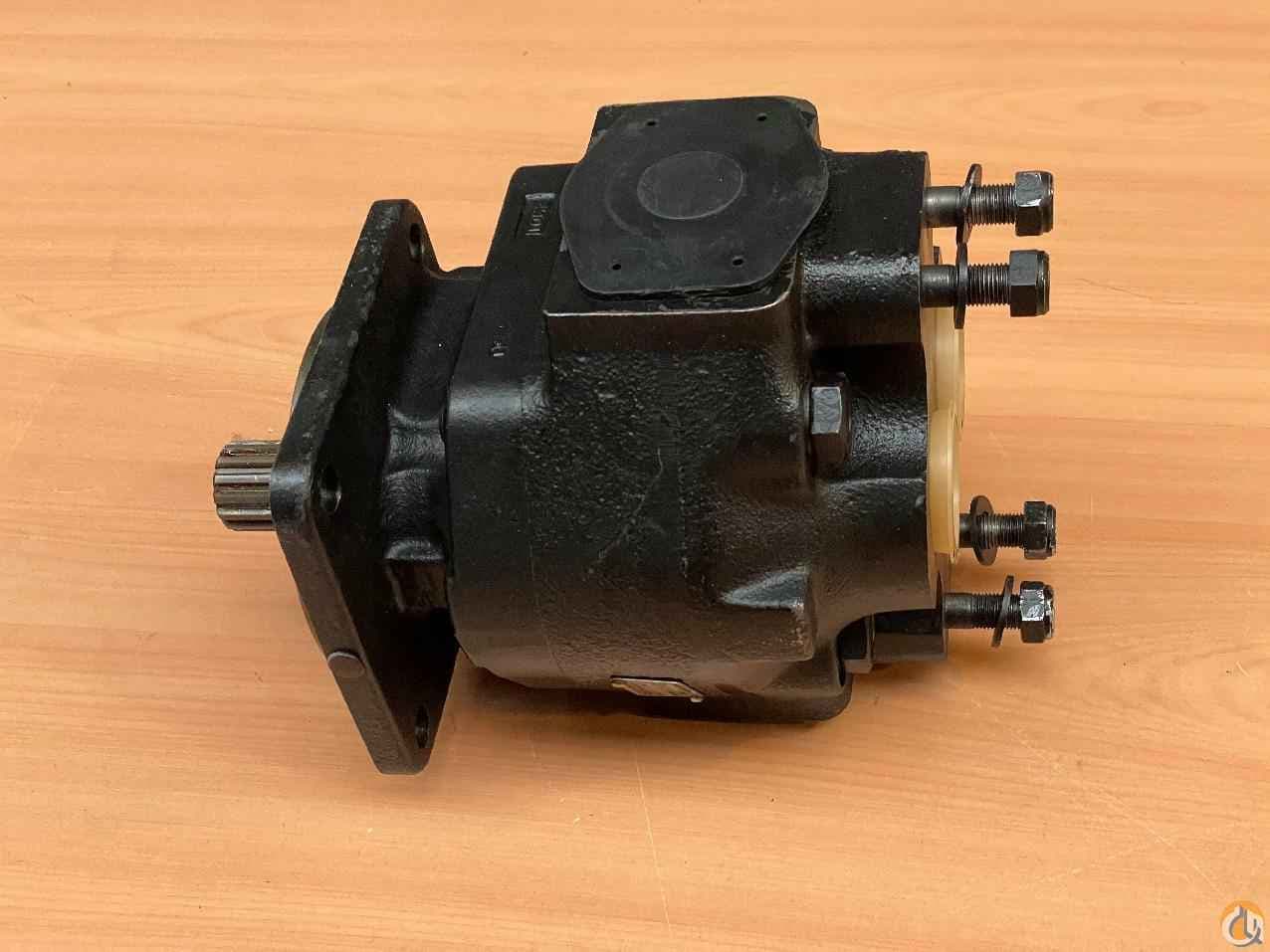 9722103381 - HYD PUMP FRONT SECTION