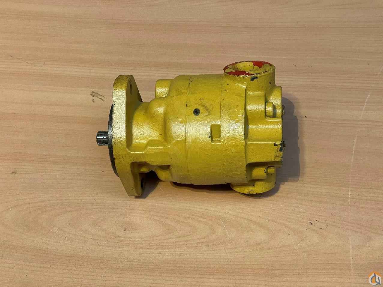 7722990049 - EMERGENCY PUMP