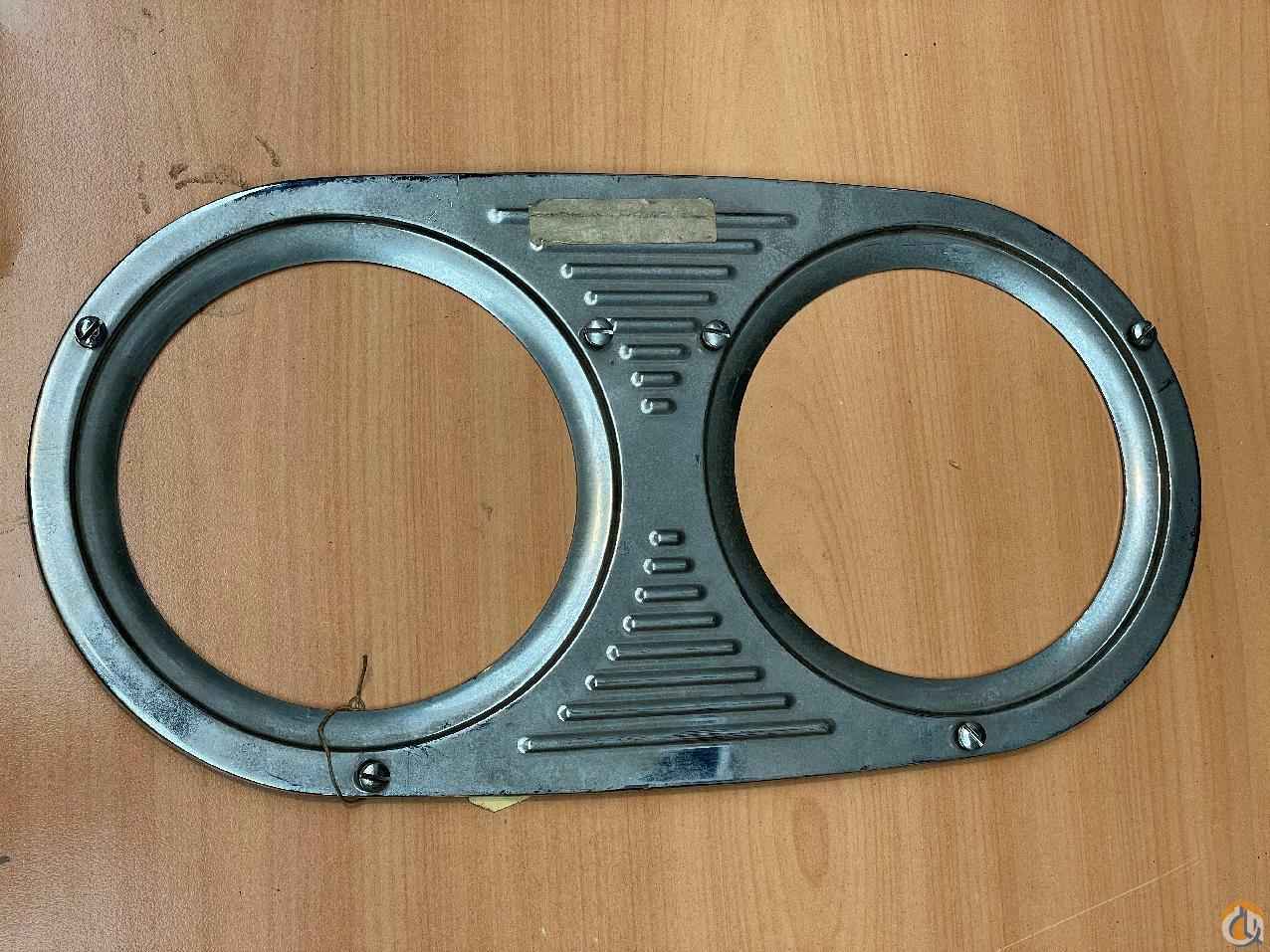 7581990002 - HEADLIGHT ASSY FRAME