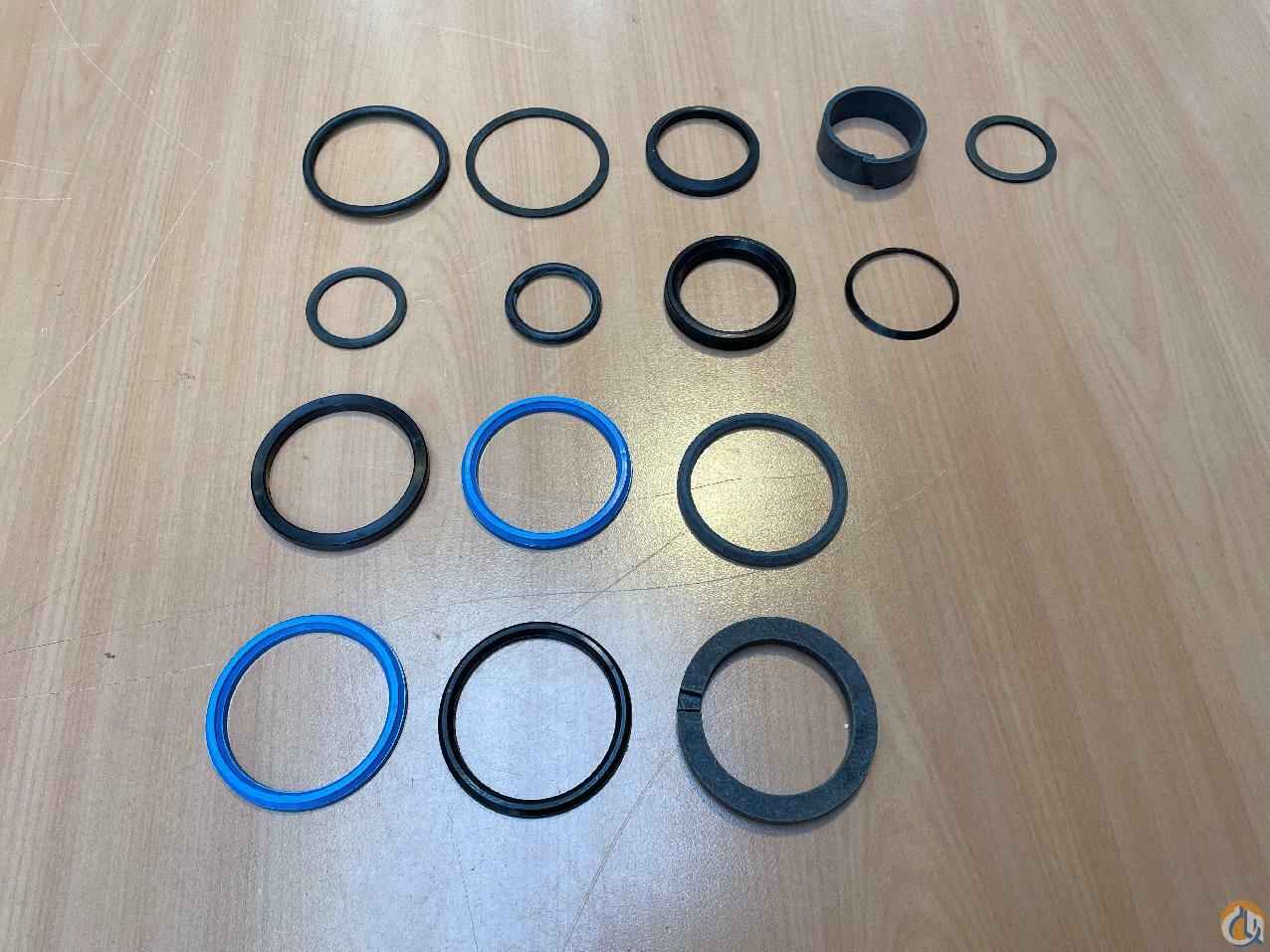 7373000119 - SEAL KIT