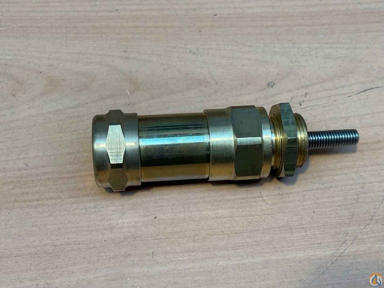 7372990087 - CYLINDER AIR