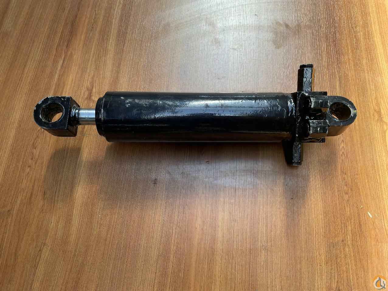 6372002565 - CYL ASSY-3.00" SLAVE (H.D.)