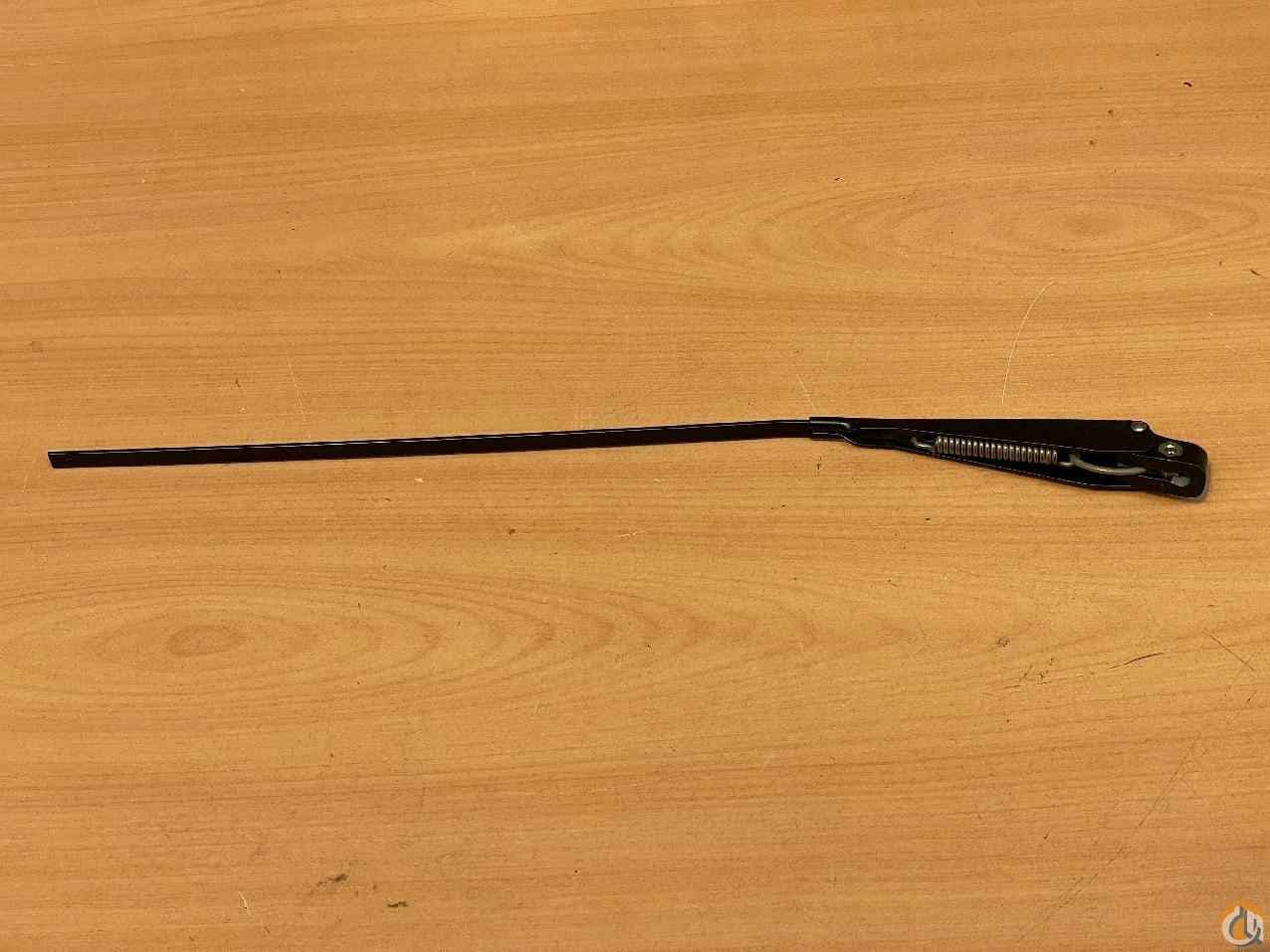484309973 - WIPER ARM