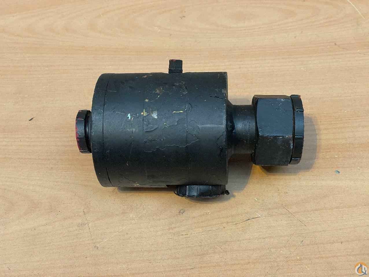 467034 - VALVE, LOCK